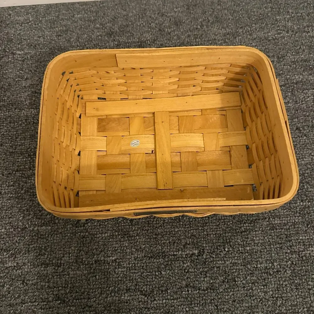 StoneWall Kitchen Storage Rectangle Picnic Basket with Metal Tag